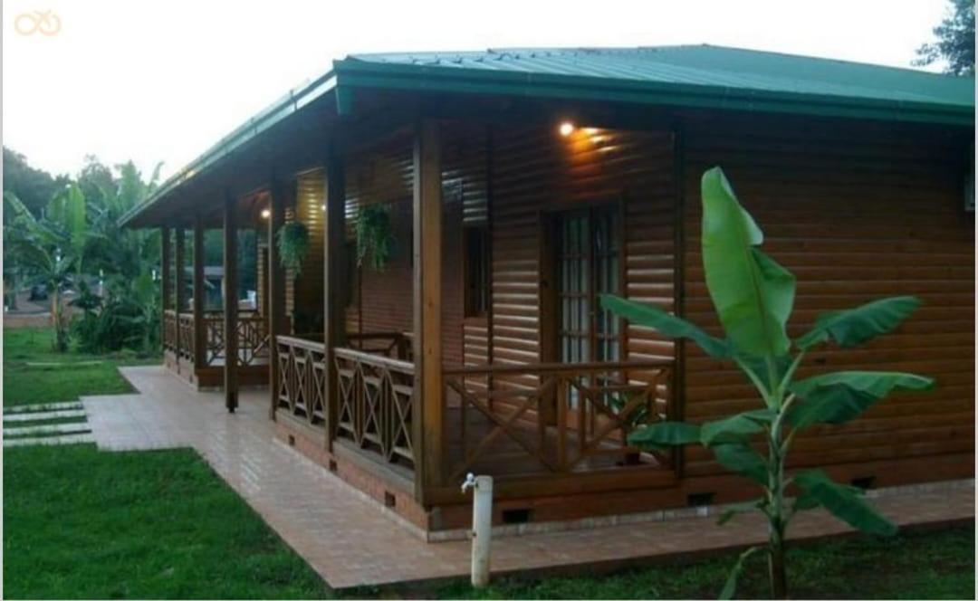 Cabanas Paseo Del Yacaratia Puerto Iguazú Exteriér fotografie