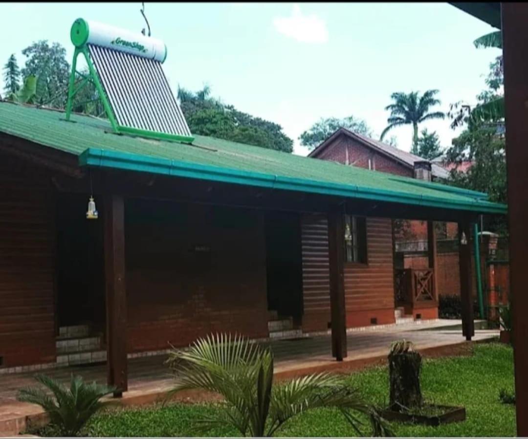 Cabanas Paseo Del Yacaratia Puerto Iguazú Exteriér fotografie