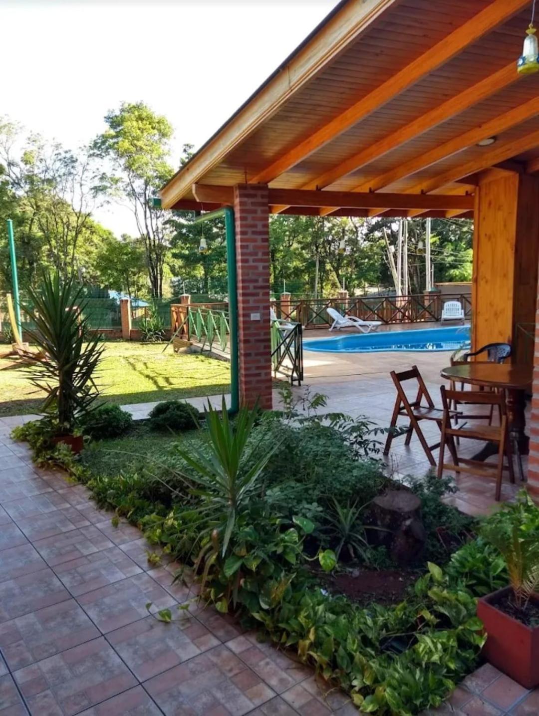 Cabanas Paseo Del Yacaratia Puerto Iguazú Exteriér fotografie